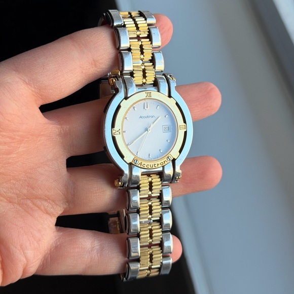 Vintage Bulova Accutron T3 Watch, 34mm - Picture 6 of 12